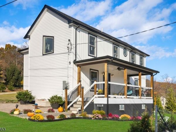 45 Bush St, Oxford, NJ 07863