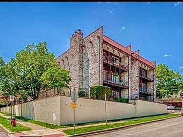 111 E 50TH Street, Unit B, Kansas City, MO 64112