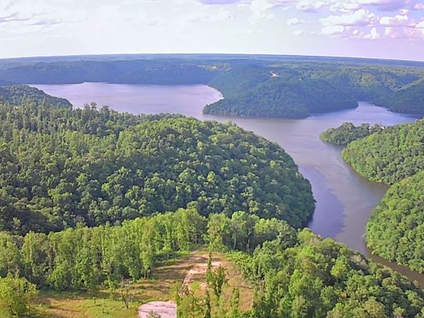 0 Peninsulas Edge Dr, Smithville, TN 37166