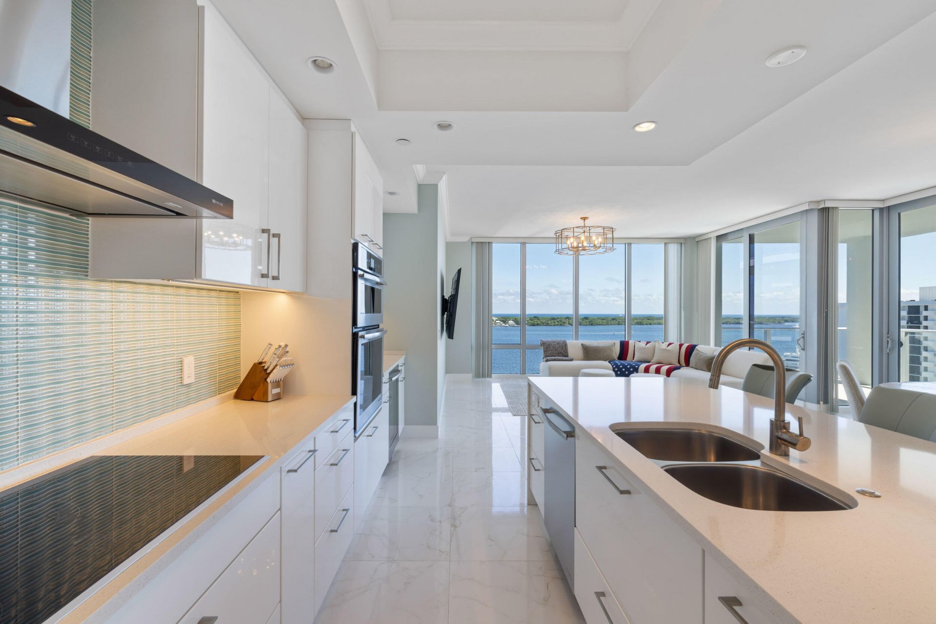 2 Water Club Way, Unit 1003, North Palm Beach, FL 33408 Photo