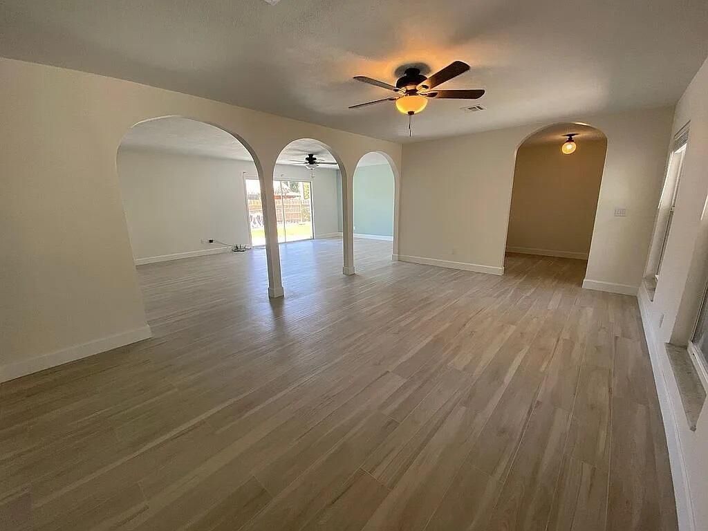 296 SE Wentworth Drive, Stuart, FL 34996 Photo