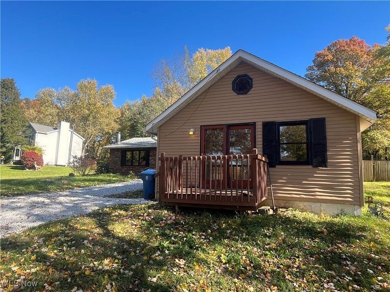 3273 S Jasmine Avenue, Akron, OH 44319 Photo 3