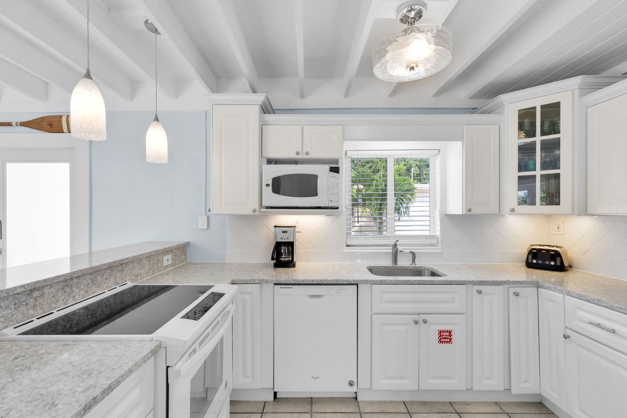 11725 3rd Avenue Ocean, Marathon, FL 33050 Photo