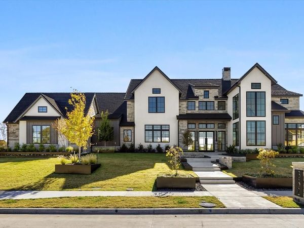 332 Longview Place, Heath, TX 75032