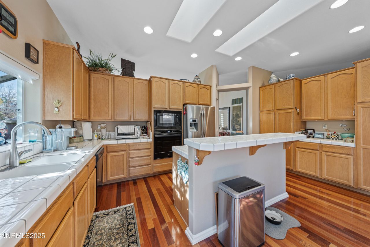 1105 Wisteria Drive, Minden, NV 89423 Photo