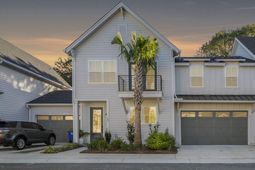 105 Risewell Court photo 4