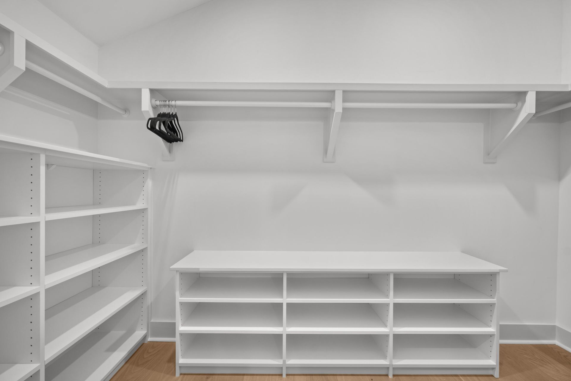 105 Risewell Court Photo 22