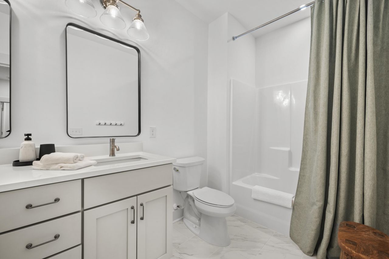 105 Risewell Court Photo 26