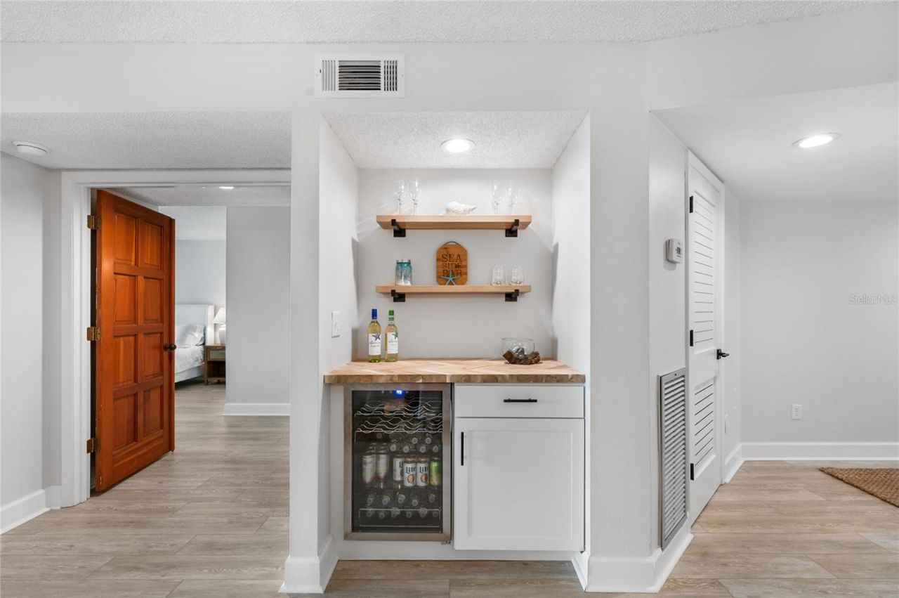 1007 Gulf Drive N, Unit 106, Bradenton Beach, FL 34217 Photo