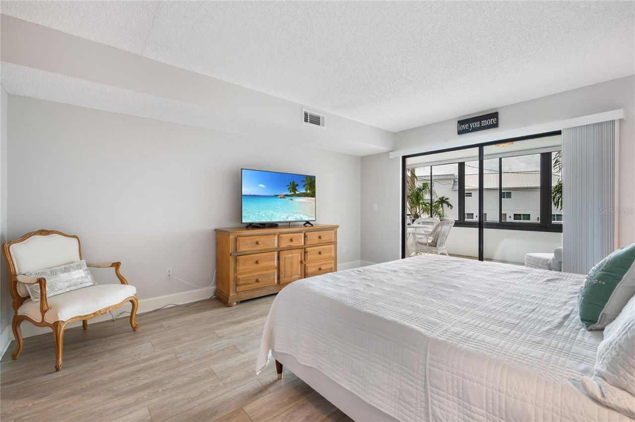 1007 Gulf Drive N, Unit 106, Bradenton Beach, FL 34217 Photo