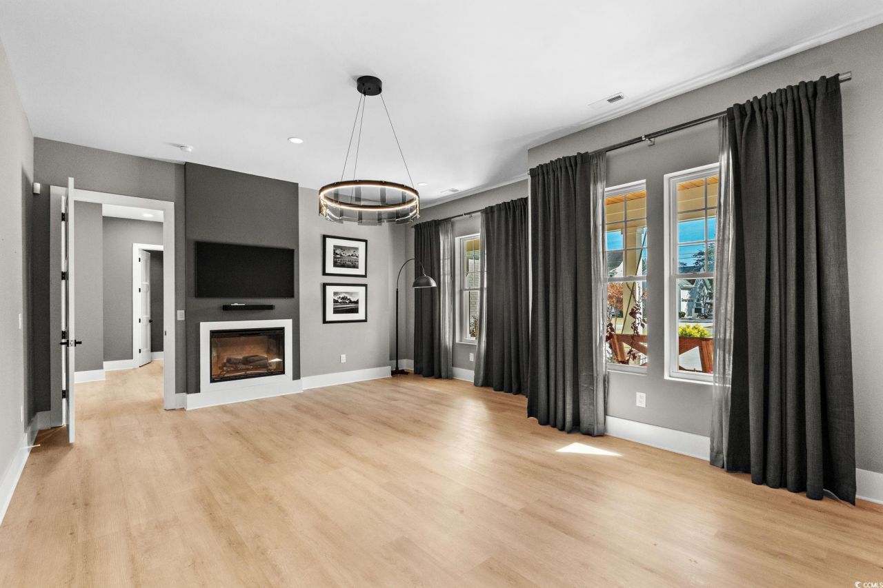 5917 Country Club Dr. Photo 17