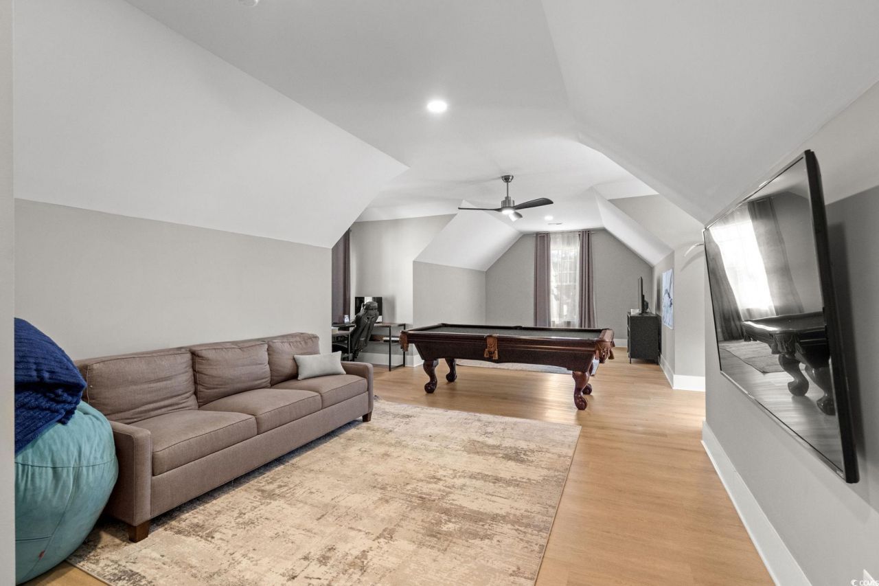 5917 Country Club Dr. Photo 32