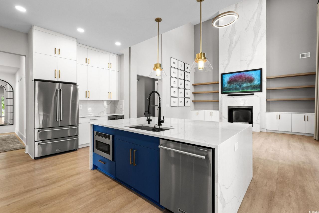 5917 Country Club Dr. Photo 9