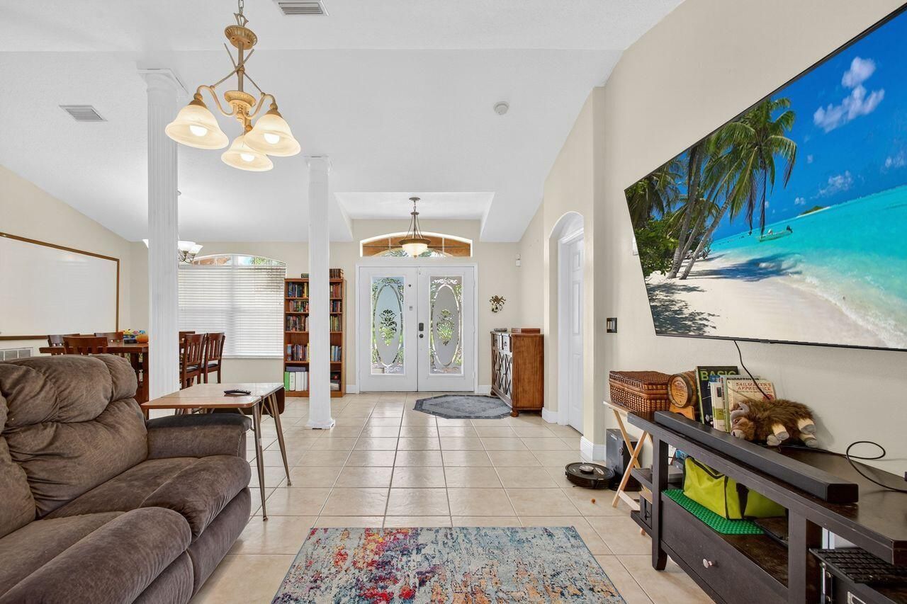 3282 SE West Snow Road, Port Saint Lucie, FL 34984 Photo