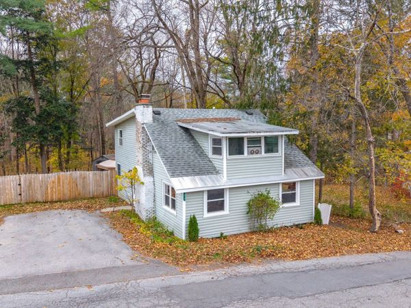 27 Eastside Drive, Ballston Lake, NY 12019