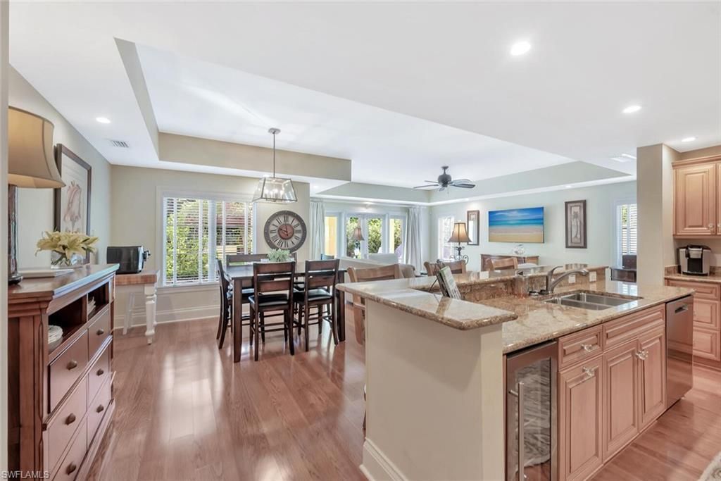 325 3rd St S, Unit 6, Naples, FL 34102 Photo