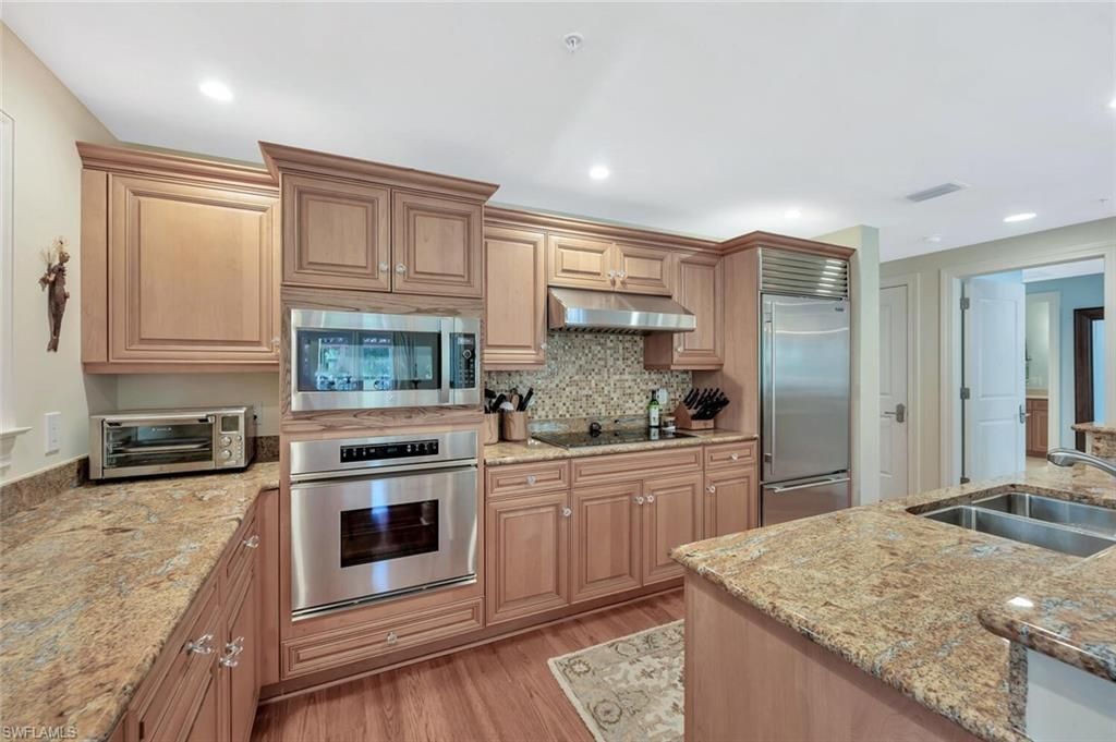 325 3rd St S, Unit 6, Naples, FL 34102 Photo
