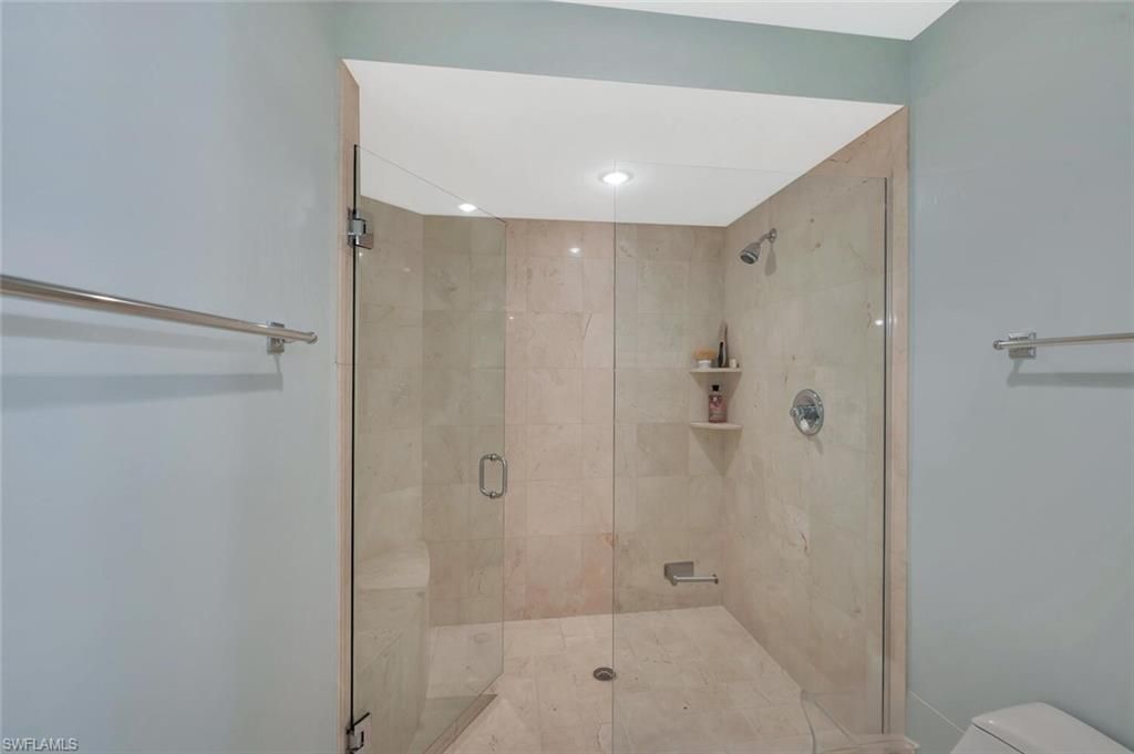 325 3rd St S, Unit 6, Naples, FL 34102 Photo