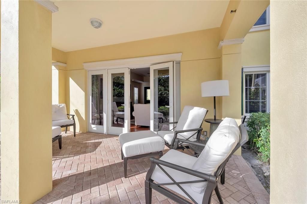 325 3rd St S, Unit 6, Naples, FL 34102 Photo