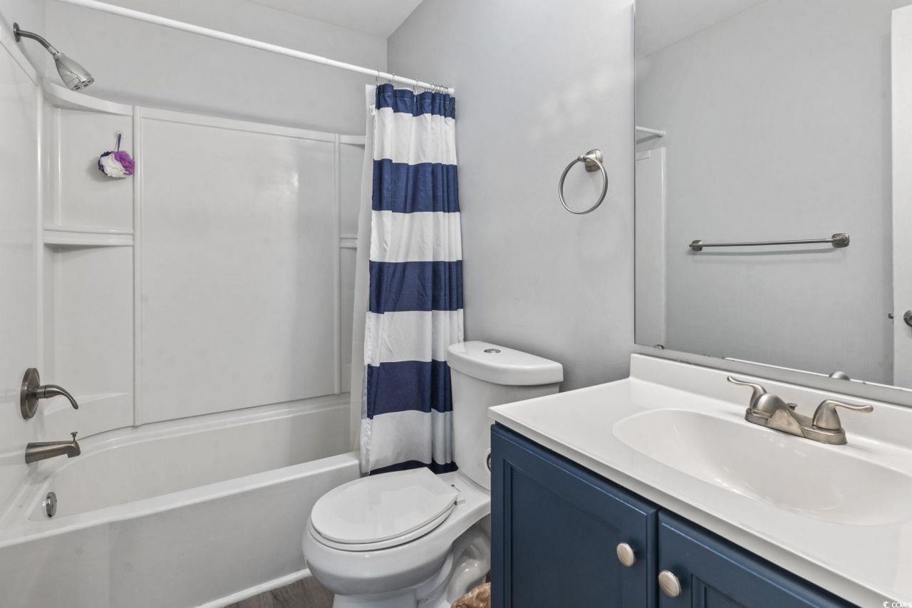 3200 N Oak St. Photo 10