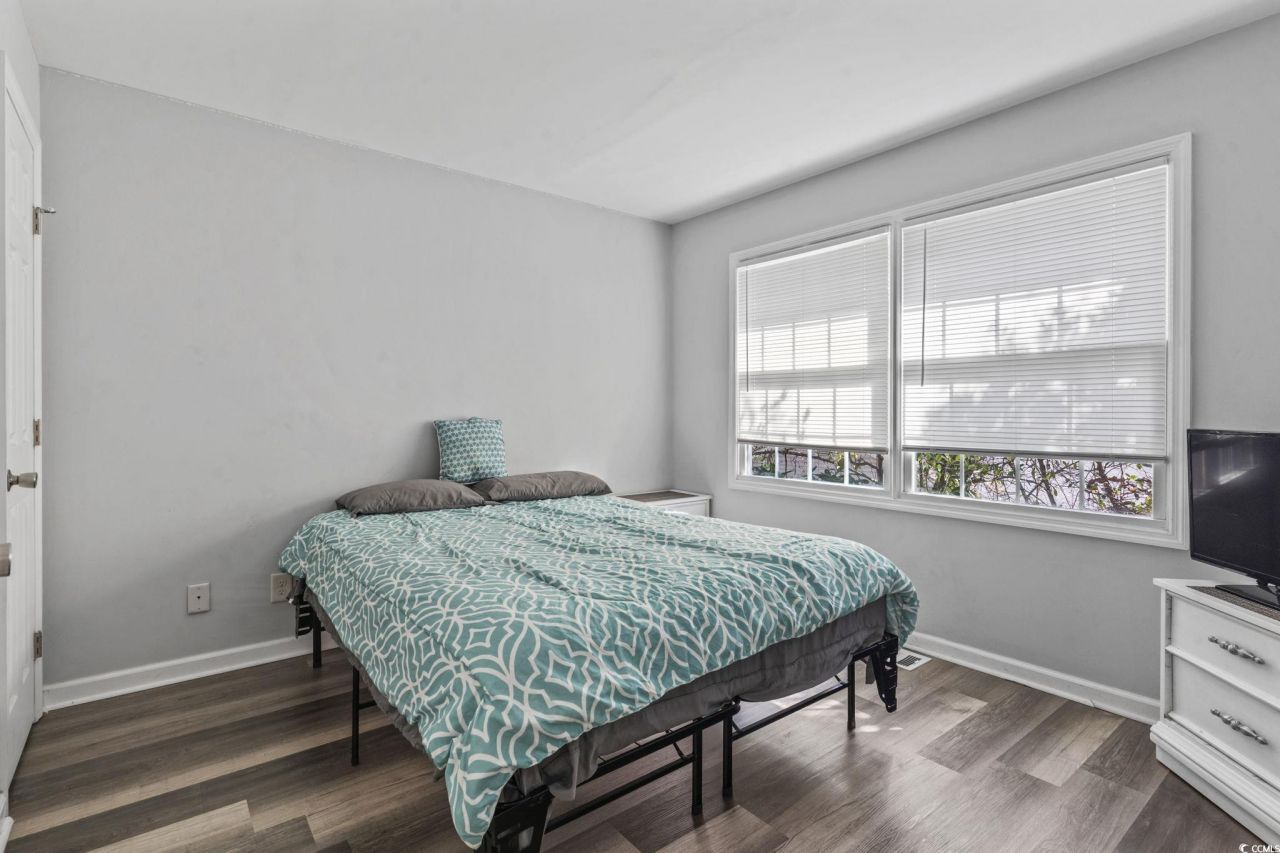 3200 N Oak St. Photo 13