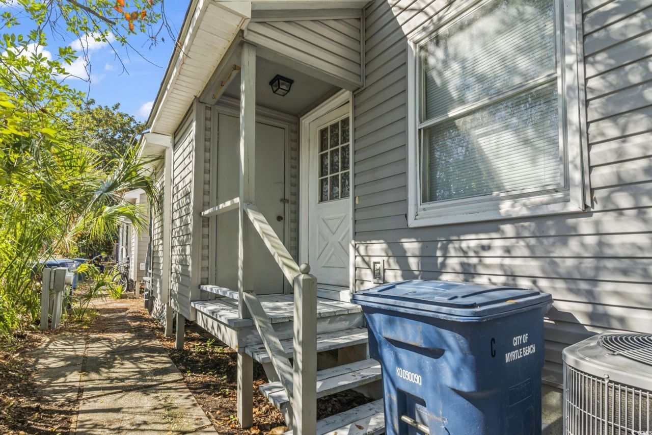 3200 N Oak St. Photo 18