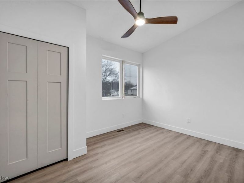 455 S Van Buren Avenue, Barberton, OH 44203 Photo 24