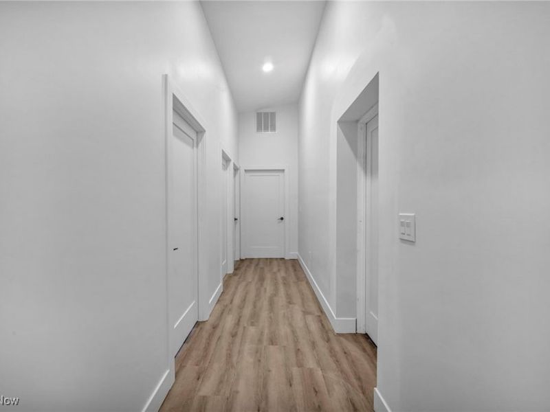 455 S Van Buren Avenue, Barberton, OH 44203 Photo 28