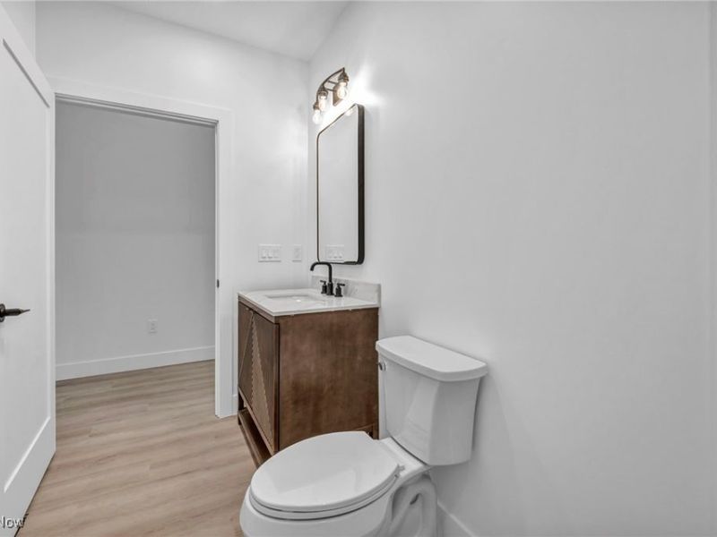 455 S Van Buren Avenue, Barberton, OH 44203 Photo 29