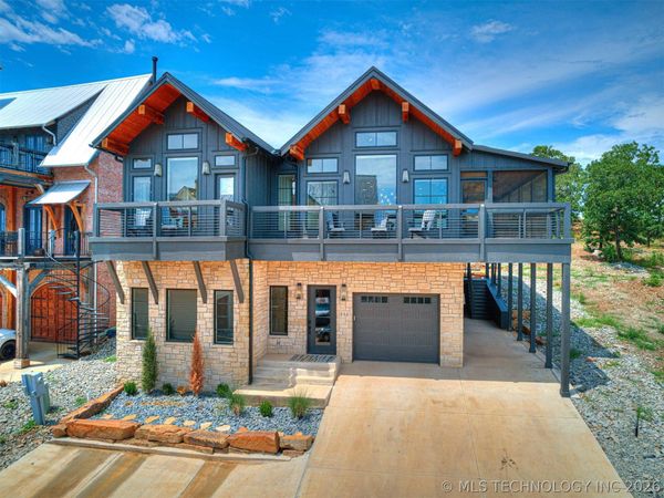 111 Lower Greenway, Carlton Landing, OK 74432