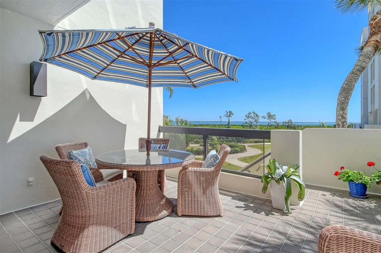 1932 Harbourside Drive, Unit 217, Longboat Key, FL 34228 Photo