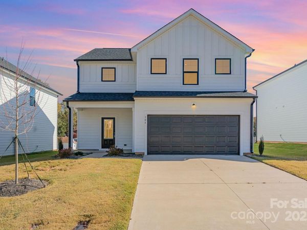 107 Silverwood Court, Mooresville, NC 28115