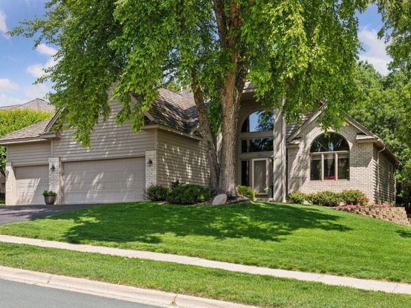 7810 W 95th Street, Bloomington, MN 55438