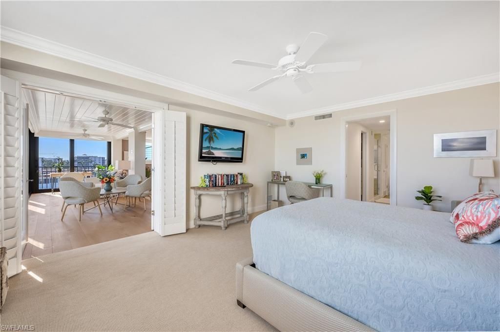 2400 Gulf Shore Blvd N, Unit 501, Naples, FL 34103 Photo