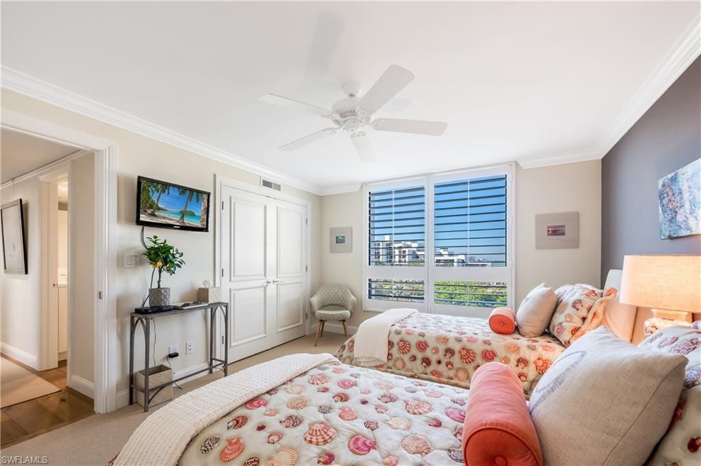 2400 Gulf Shore Blvd N, Unit 501, Naples, FL 34103 Photo