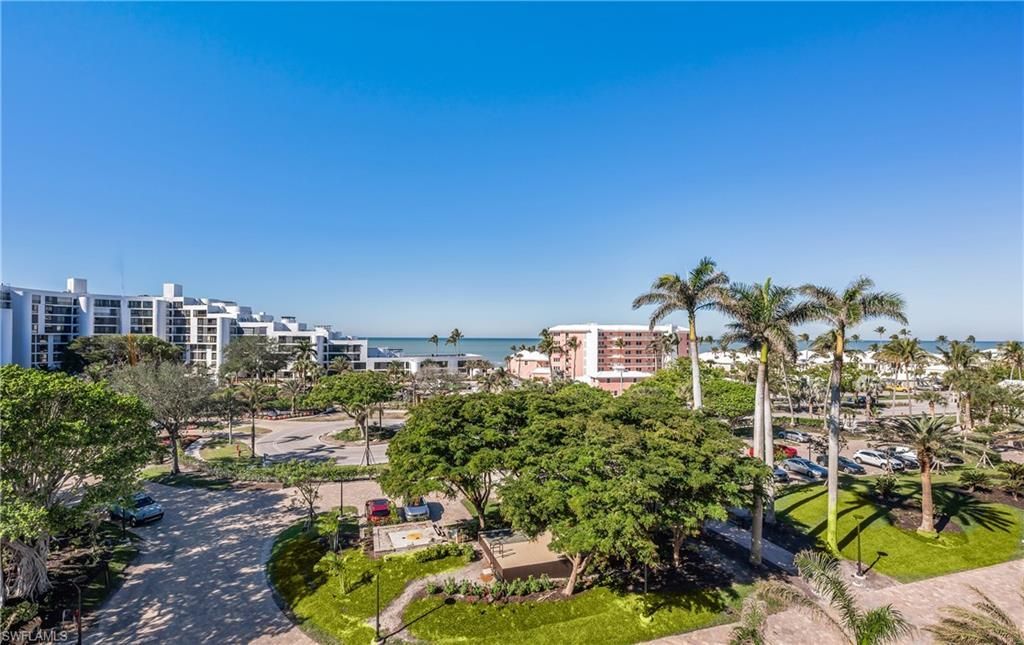 2400 Gulf Shore Blvd N, Unit 501, Naples, FL 34103 Photo