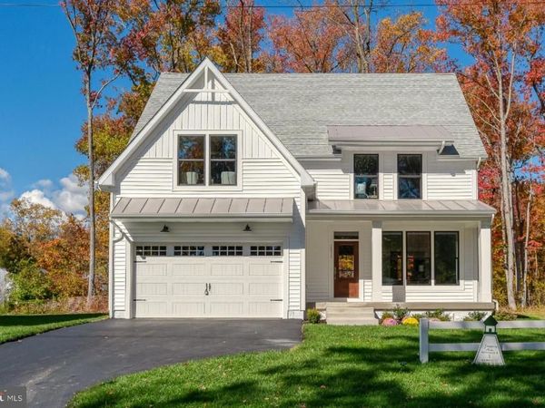 2036 WILLIAM AVENUE, ESSEX, MD 21221