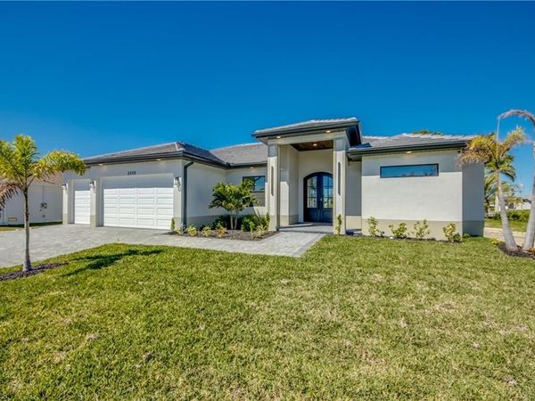2332 NW 35th PL, CAPE CORAL, FL 33993