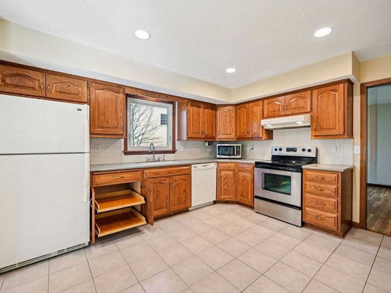 3701 Reed Road, Columbus, OH 43220 Photo 15