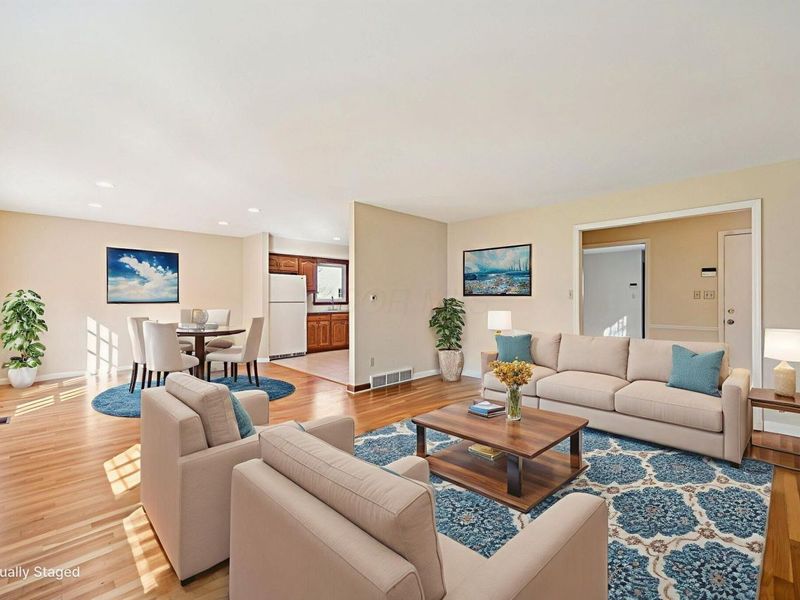 3701 Reed Road, Columbus, OH 43220 Photo 7