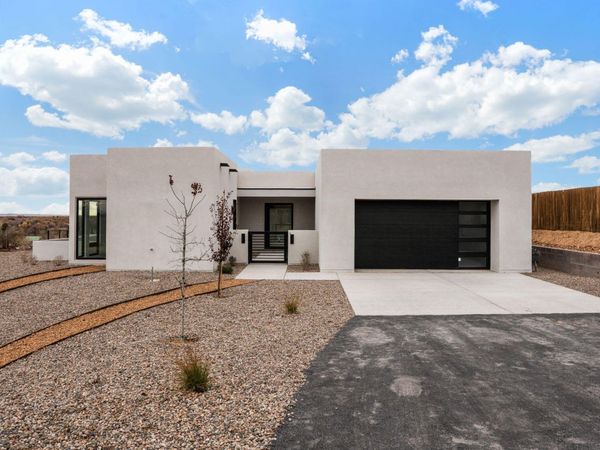 1215 Coronado Road, Corrales, NM 87048