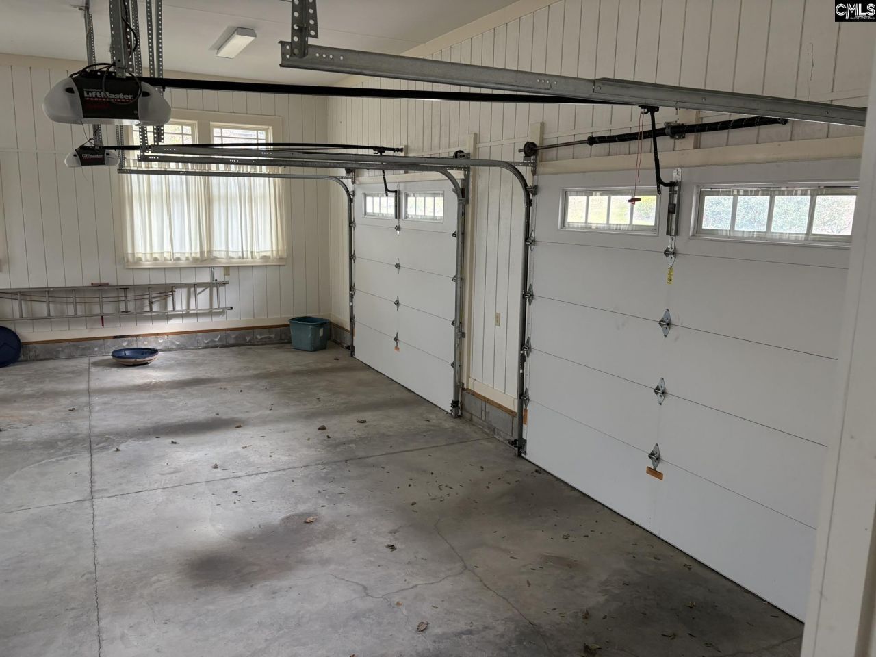 159 Greenside Drive Photo 13