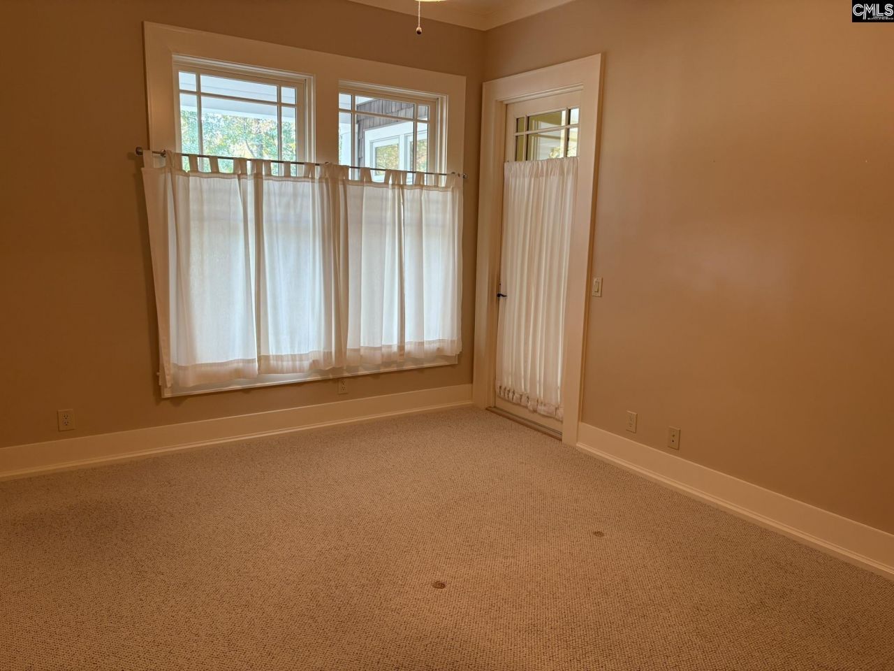 159 Greenside Drive Photo 42