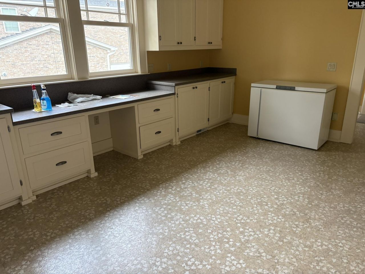 159 Greenside Drive Photo 9