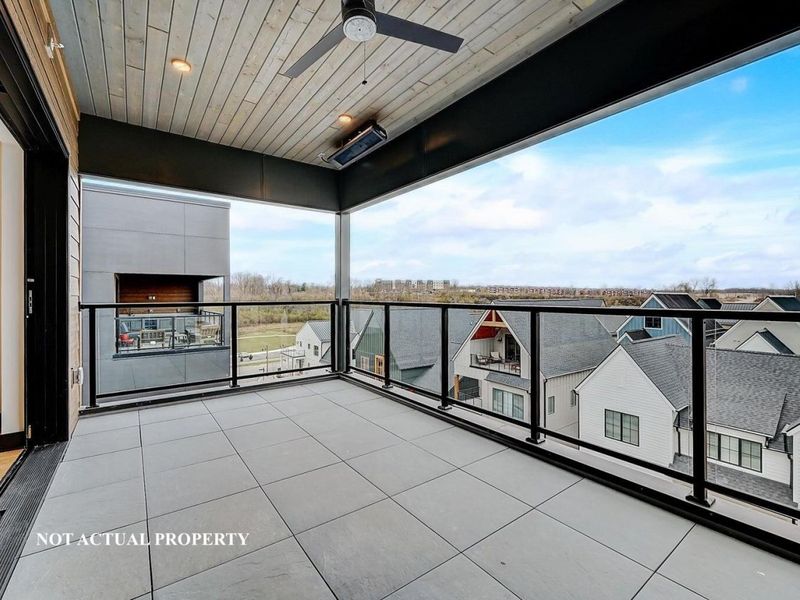 2842 Gunnison Drive, Unit 203, Columbus, OH 43228 Photo 10