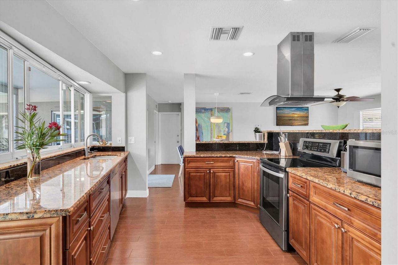 4301 50th Terrace S, Saint Petersburg, FL 33711 Photo