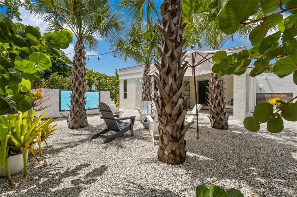 1212 10th Ave N, Naples, FL 34102 Photo