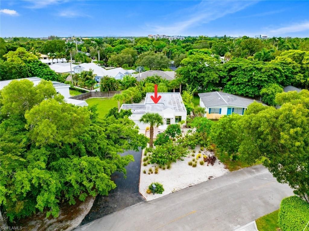 1212 10th Ave N, Naples, FL 34102 Photo