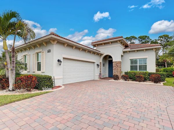10879 SW Visconti Way, Port Saint Lucie, FL 34986