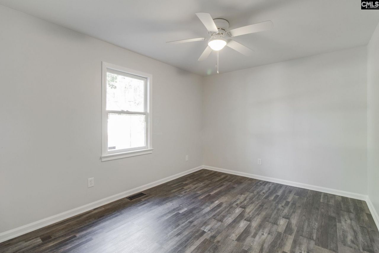 115 Calloway Court Photo 18